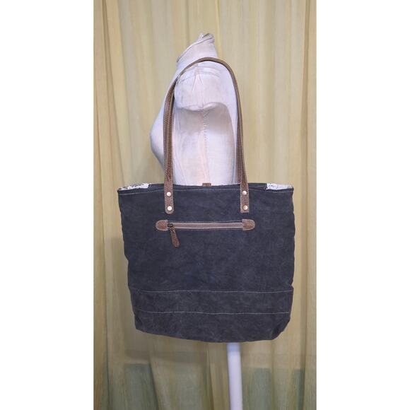 Myra Bag Buzz Fuzz cowhide Weekender shoulder Bag - Picture 2 of 7